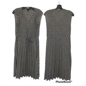 Banana Republic Capped Sleeve Midi Dress